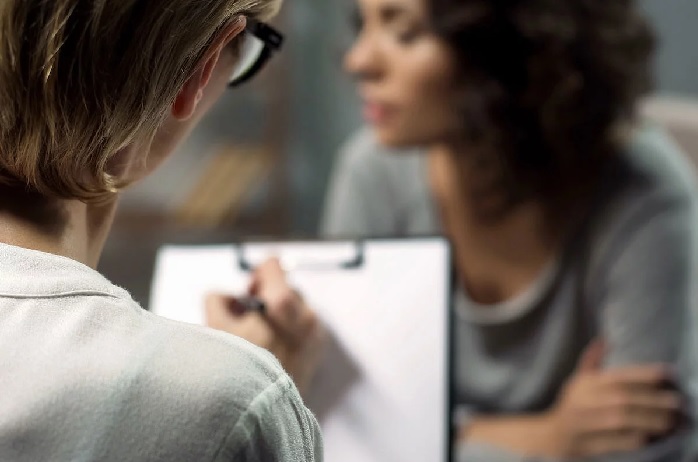 ما هي أنواع خدمات علاج الإدمان في مصحة زدني؟